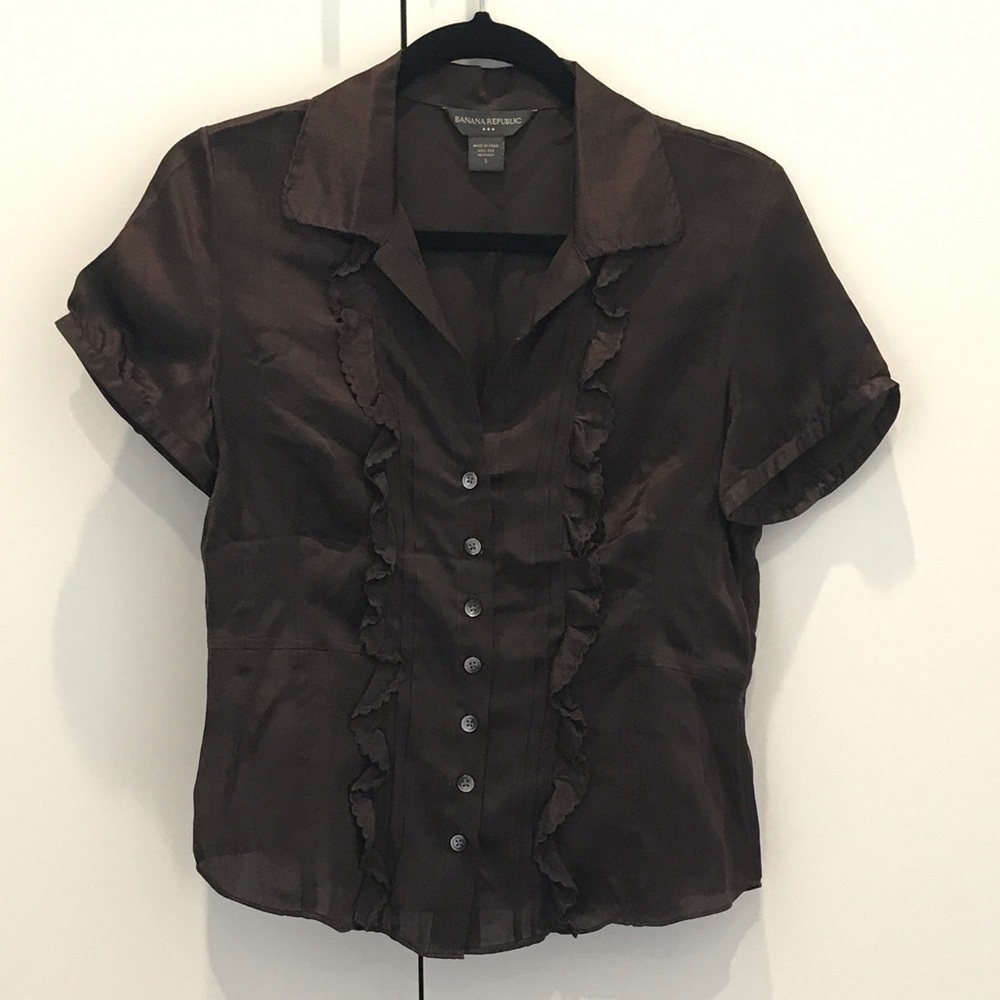 Banana Republic silk short sleeve blouse